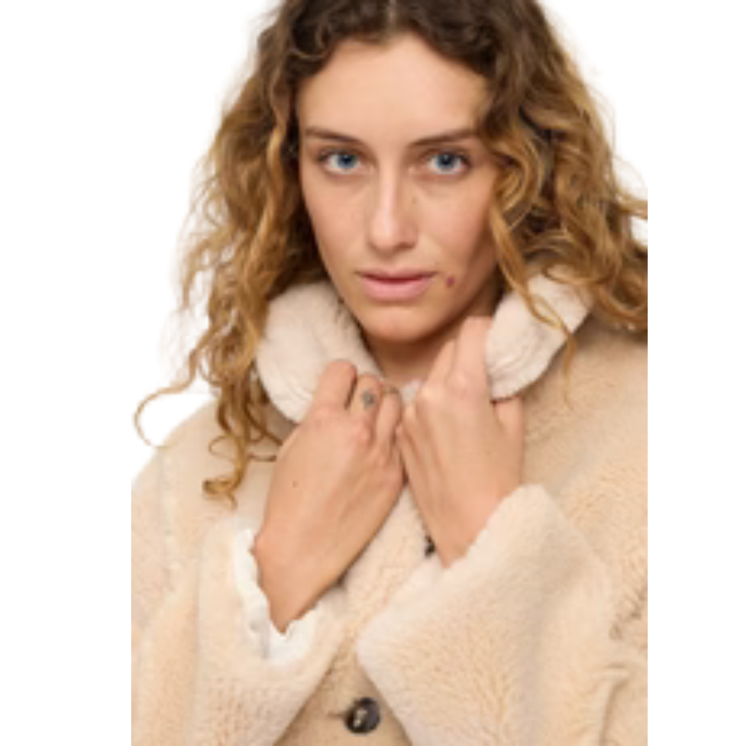 MAZINE || FAUX-FUR BUTTON JACKET Natural
