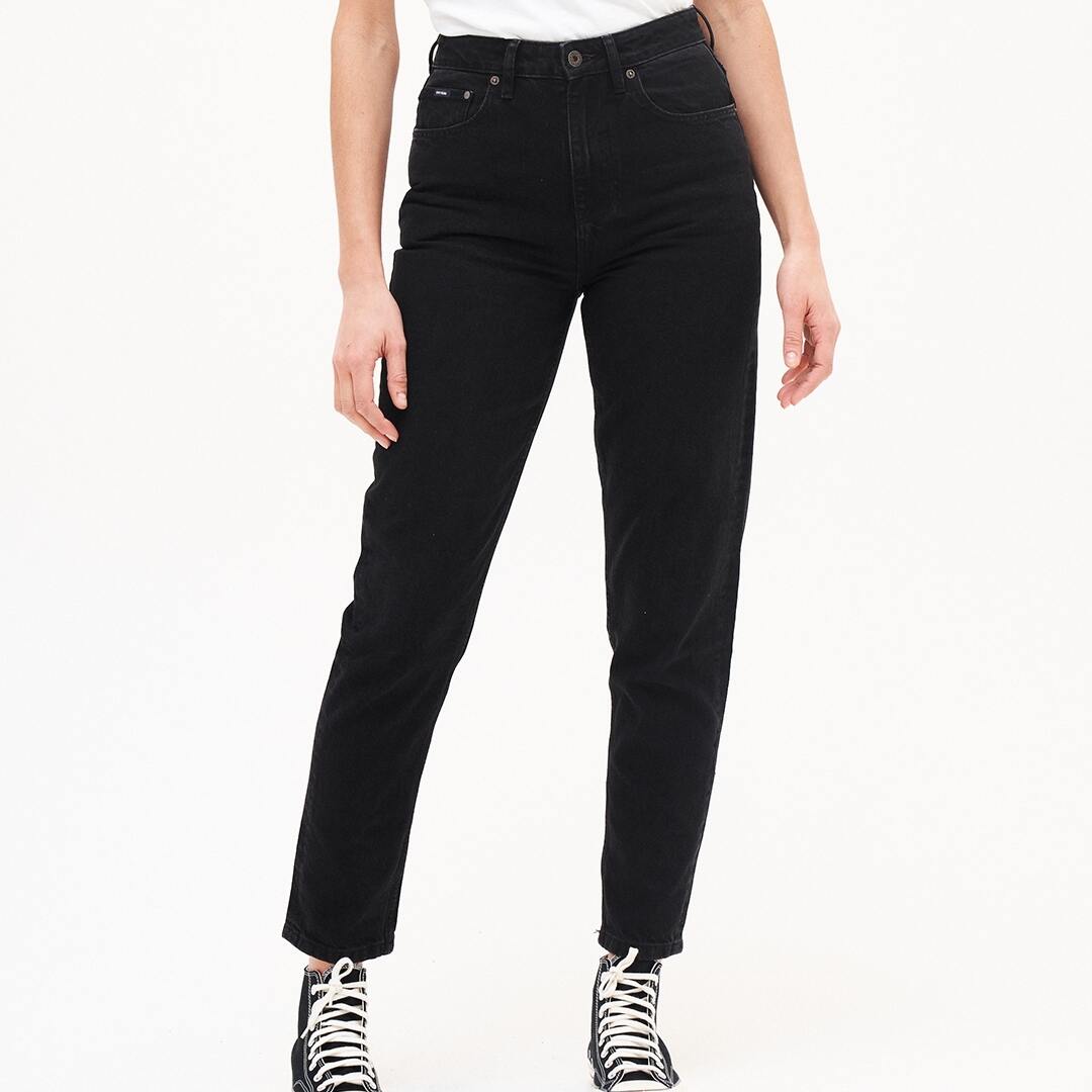 KUYICHI || NORA LOOSE TAPERED JEANS