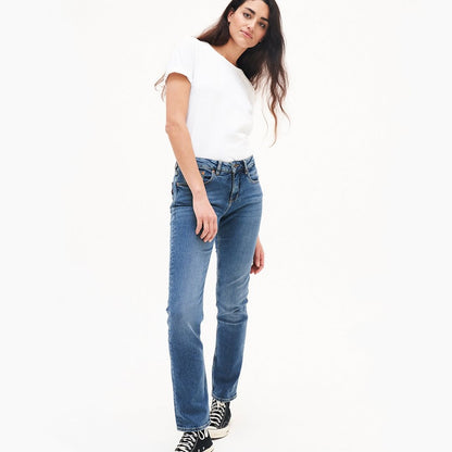KUYICHI || SARA STRAIGHT JEANS
