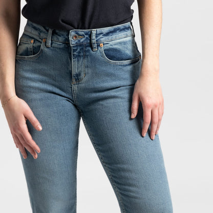 KUYICHI || SARA STRAIGHT JEANS